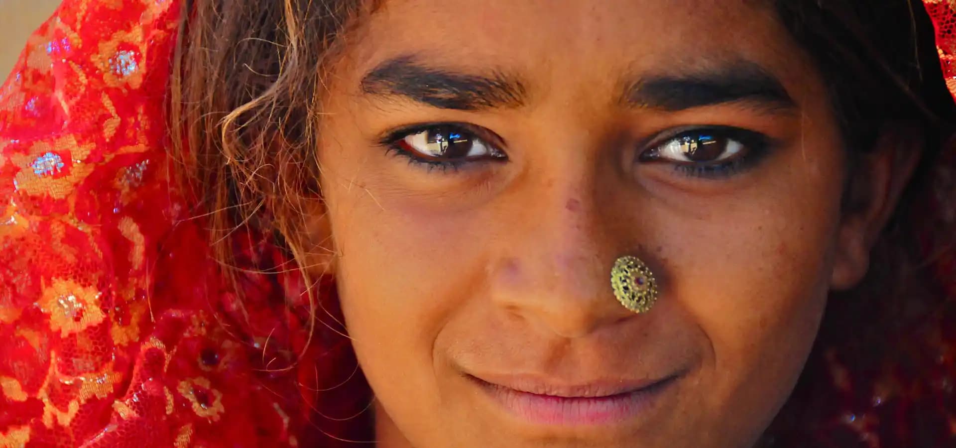 À la rencontre des traditions et des visages authentiques de l’Inde Indian Rides vous emmène à la rencontre d’une Inde authentique, entre cultures, rencontres et traditions.